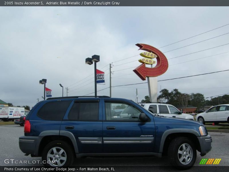 Adriatic Blue Metallic / Dark Gray/Light Gray 2005 Isuzu Ascender S