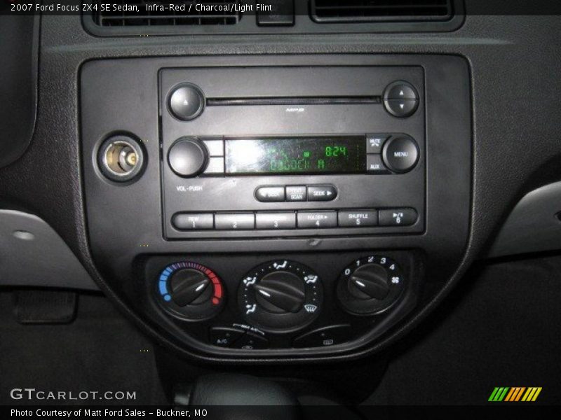 Infra-Red / Charcoal/Light Flint 2007 Ford Focus ZX4 SE Sedan