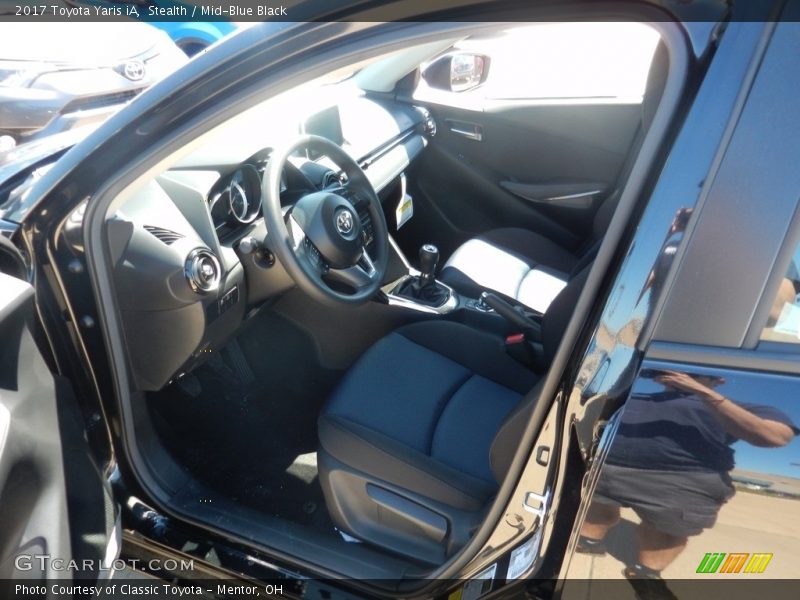 Stealth / Mid-Blue Black 2017 Toyota Yaris iA