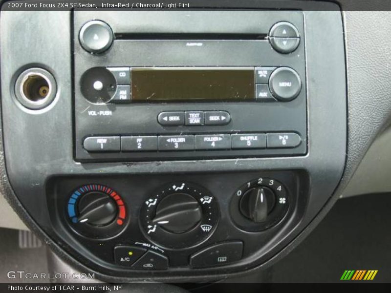 Infra-Red / Charcoal/Light Flint 2007 Ford Focus ZX4 SE Sedan
