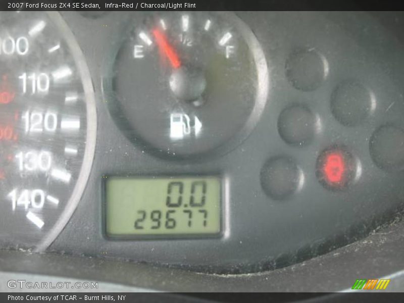 Infra-Red / Charcoal/Light Flint 2007 Ford Focus ZX4 SE Sedan