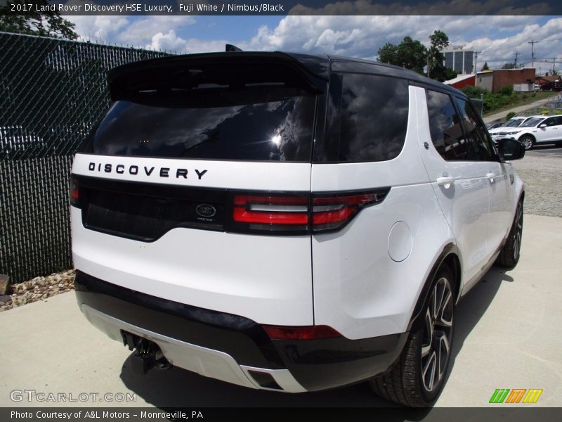Fuji White / Nimbus/Black 2017 Land Rover Discovery HSE Luxury