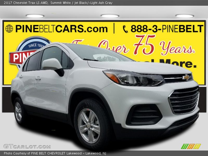 Summit White / Jet Black/­Light Ash Gray 2017 Chevrolet Trax LS AWD
