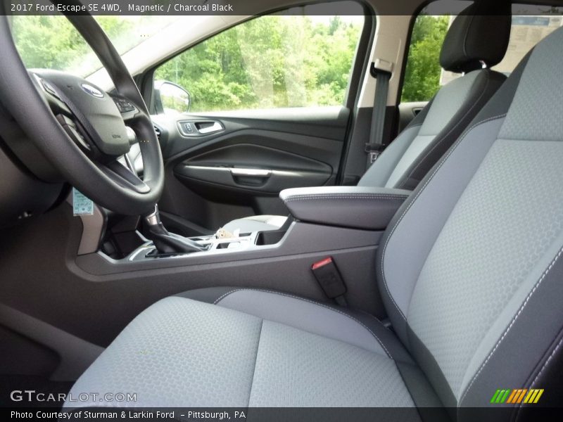 Magnetic / Charcoal Black 2017 Ford Escape SE 4WD