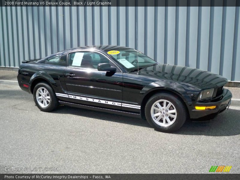 Black / Light Graphite 2008 Ford Mustang V6 Deluxe Coupe
