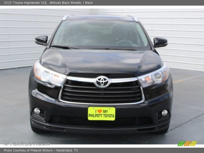 Attitude Black Metallic / Black 2015 Toyota Highlander XLE
