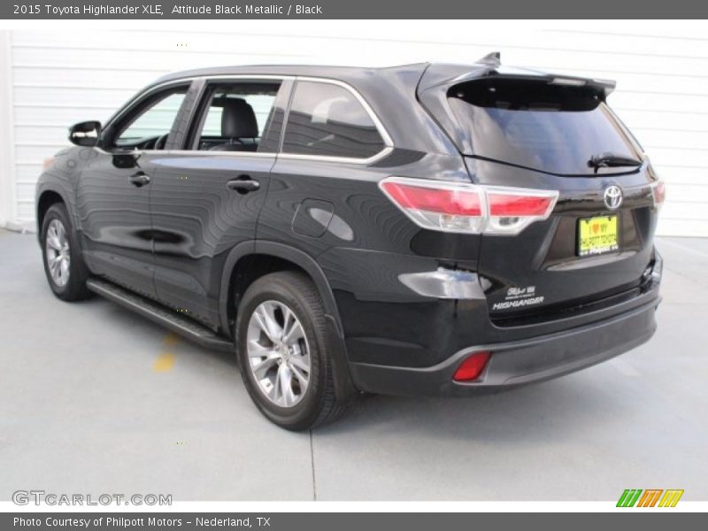 Attitude Black Metallic / Black 2015 Toyota Highlander XLE