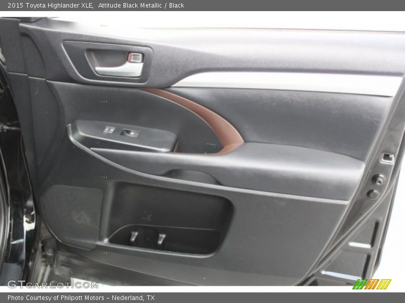 Attitude Black Metallic / Black 2015 Toyota Highlander XLE