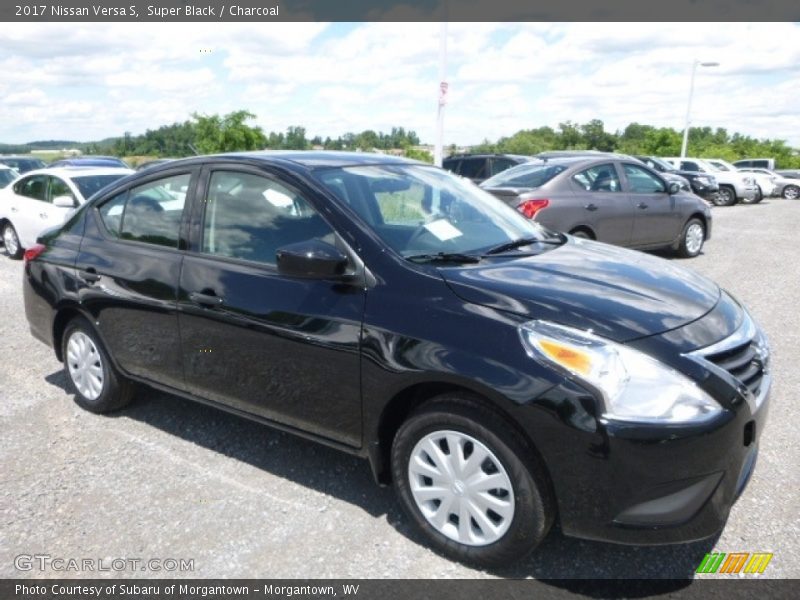 Super Black / Charcoal 2017 Nissan Versa S
