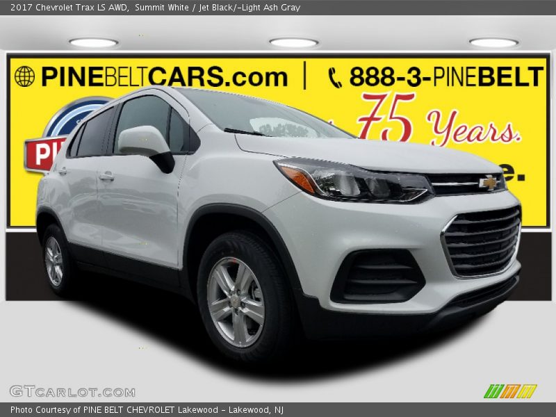 Summit White / Jet Black/­Light Ash Gray 2017 Chevrolet Trax LS AWD