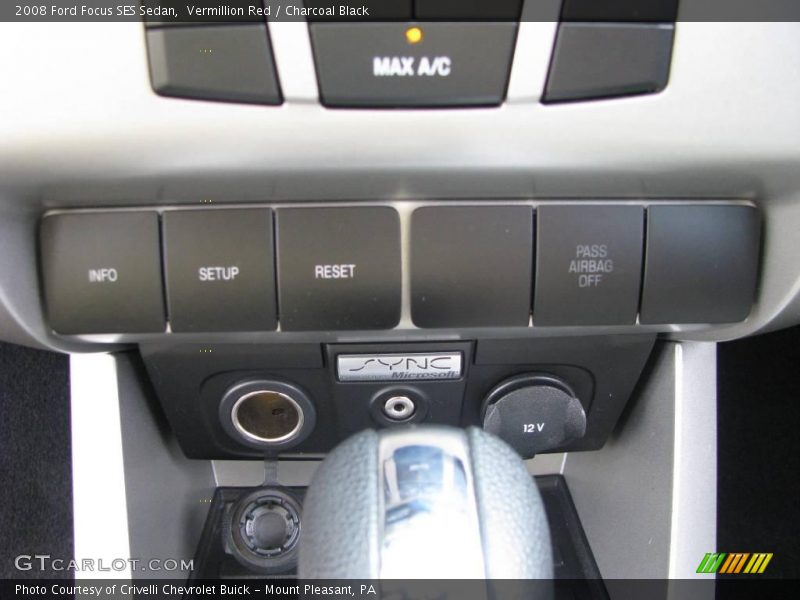 Vermillion Red / Charcoal Black 2008 Ford Focus SES Sedan