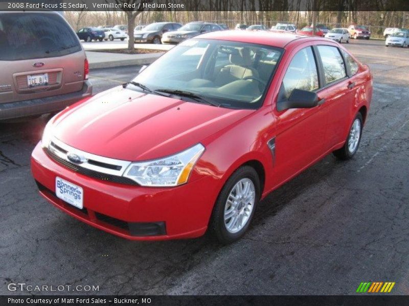 Vermillion Red / Medium Stone 2008 Ford Focus SE Sedan