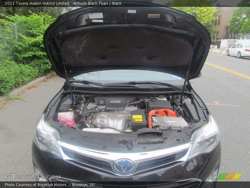 Attitude Black Pearl / Black 2013 Toyota Avalon Hybrid Limited