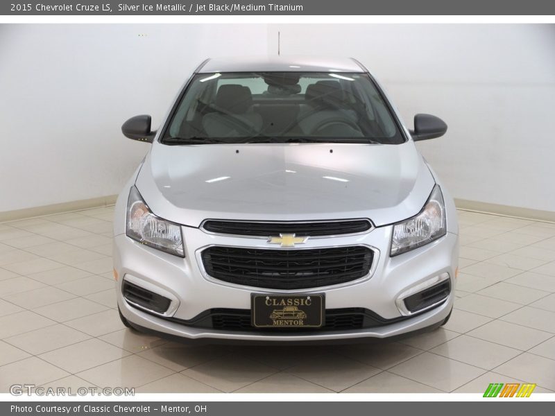 Silver Ice Metallic / Jet Black/Medium Titanium 2015 Chevrolet Cruze LS