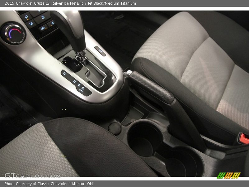 Silver Ice Metallic / Jet Black/Medium Titanium 2015 Chevrolet Cruze LS