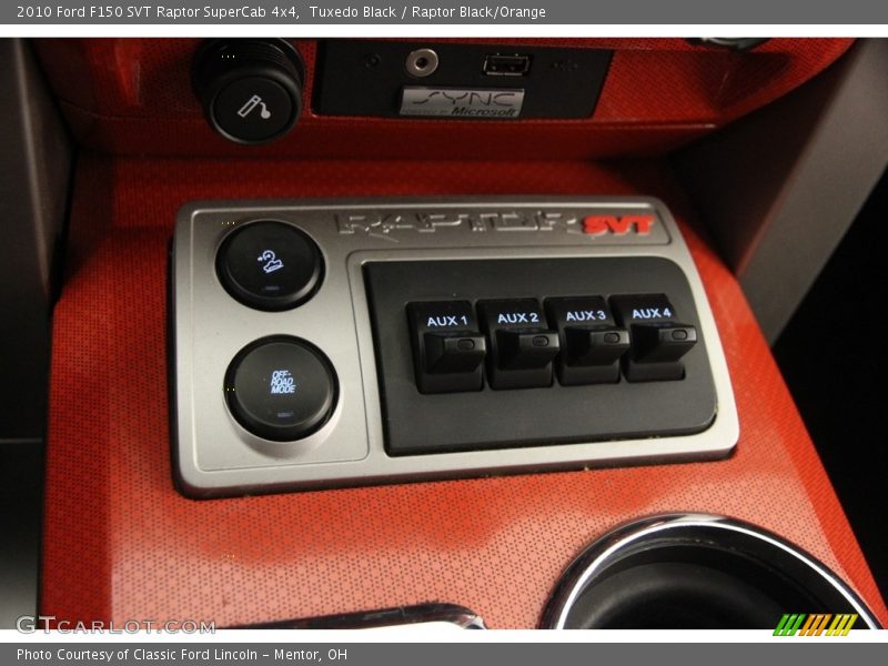 Controls of 2010 F150 SVT Raptor SuperCab 4x4