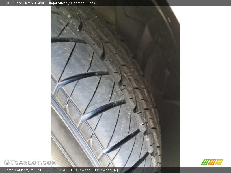 Ingot Silver / Charcoal Black 2014 Ford Flex SEL AWD