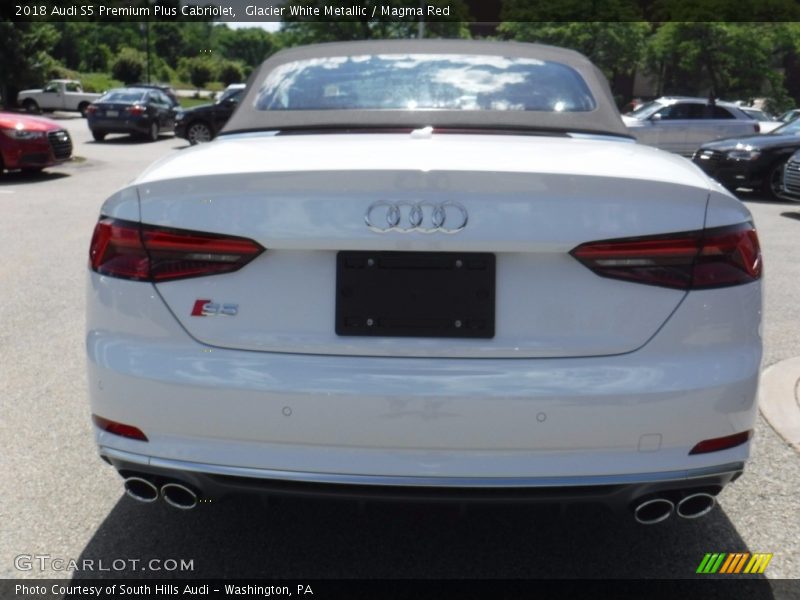 Glacier White Metallic / Magma Red 2018 Audi S5 Premium Plus Cabriolet