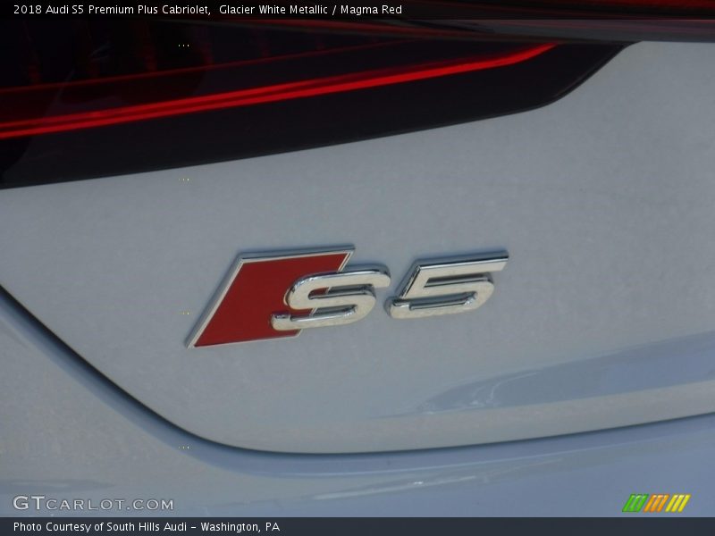Glacier White Metallic / Magma Red 2018 Audi S5 Premium Plus Cabriolet