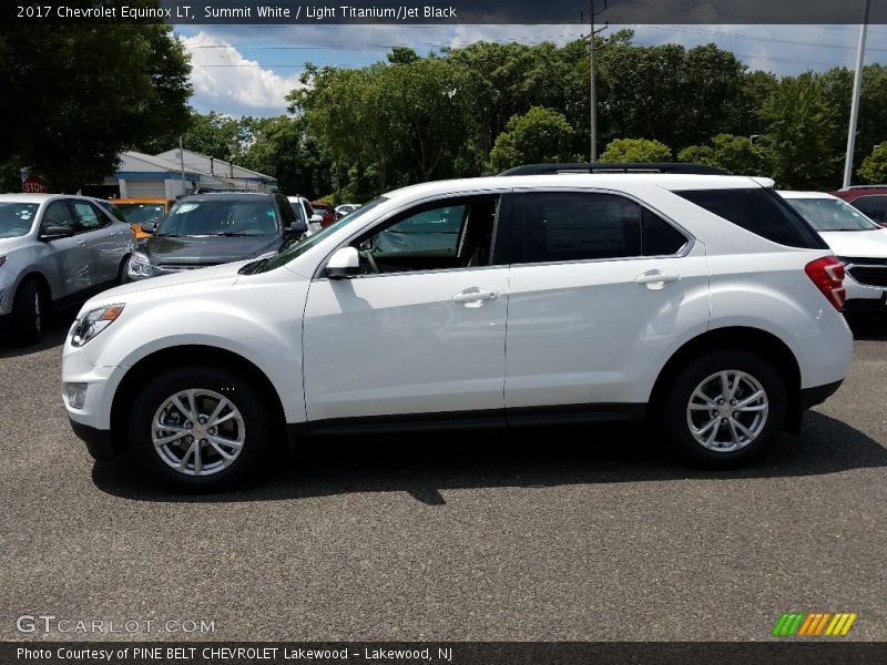 Summit White / Light Titanium/Jet Black 2017 Chevrolet Equinox LT