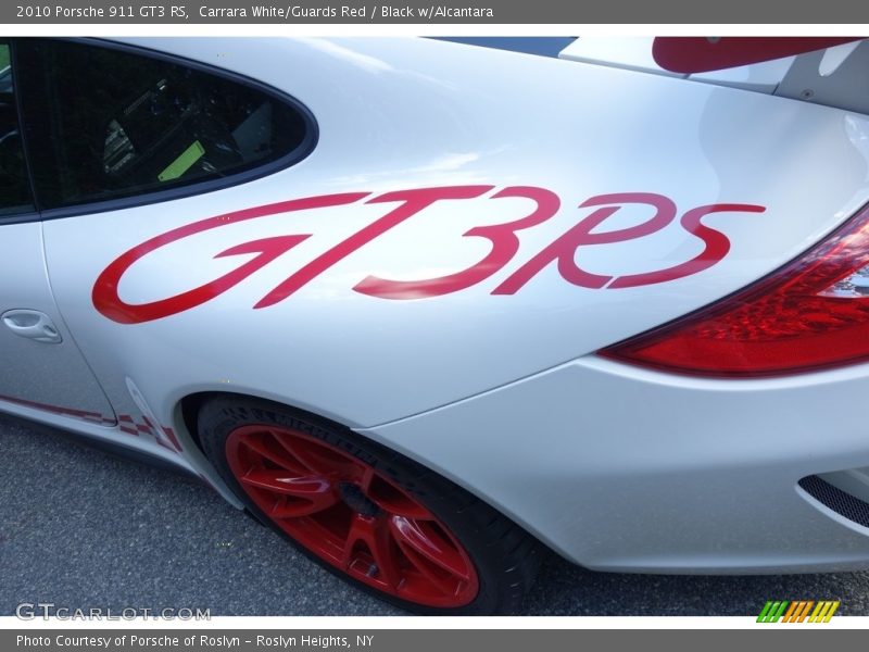 Carrara White/Guards Red / Black w/Alcantara 2010 Porsche 911 GT3 RS