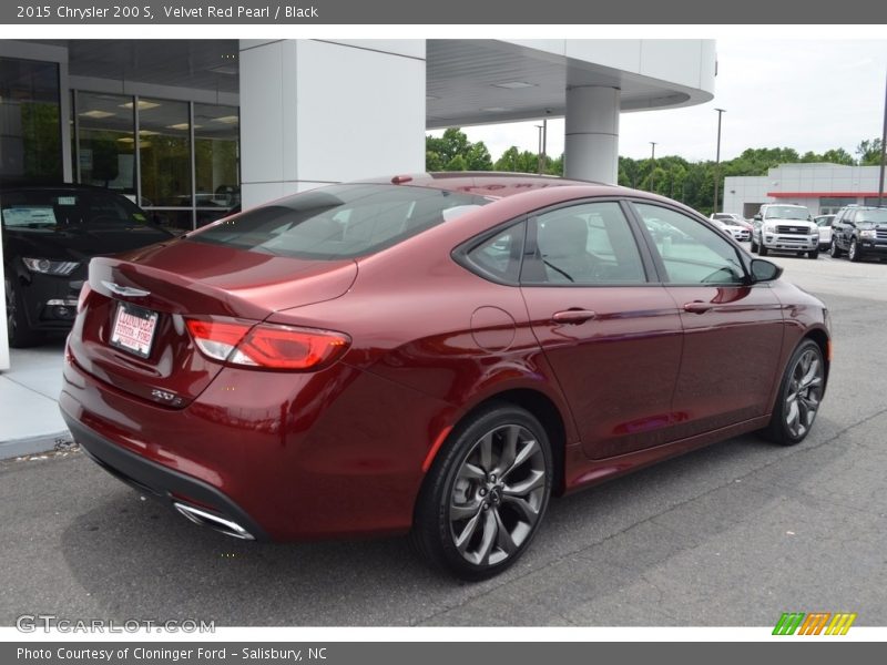Velvet Red Pearl / Black 2015 Chrysler 200 S