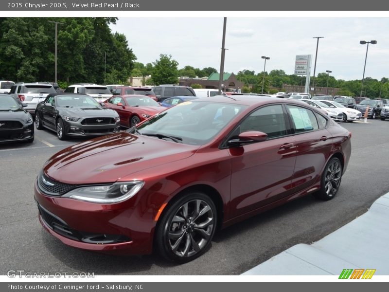 Velvet Red Pearl / Black 2015 Chrysler 200 S
