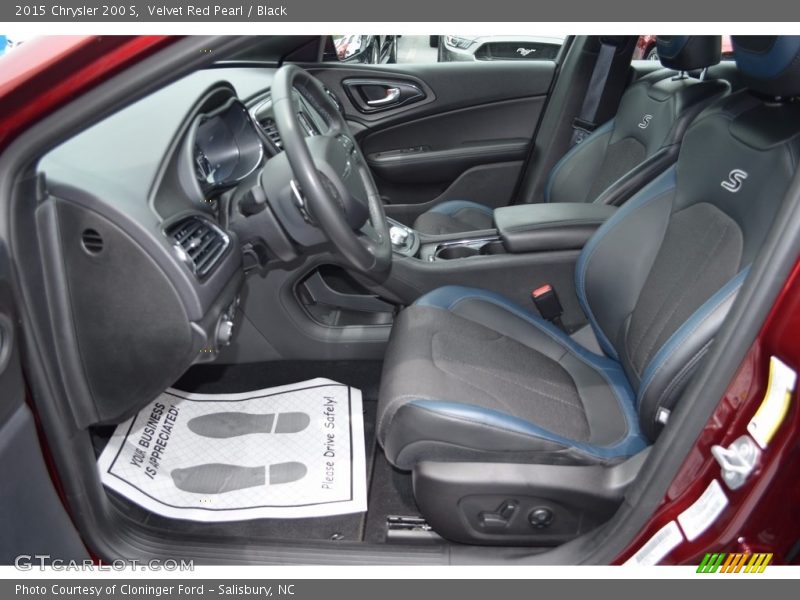 Velvet Red Pearl / Black 2015 Chrysler 200 S