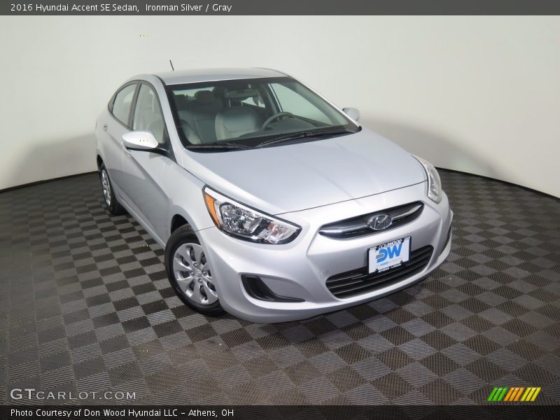Ironman Silver / Gray 2016 Hyundai Accent SE Sedan