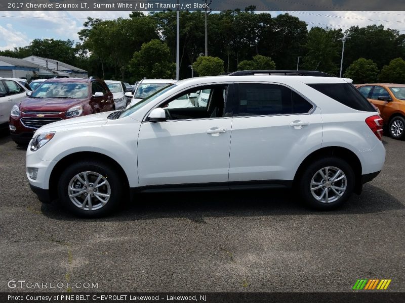 Summit White / Light Titanium/Jet Black 2017 Chevrolet Equinox LT