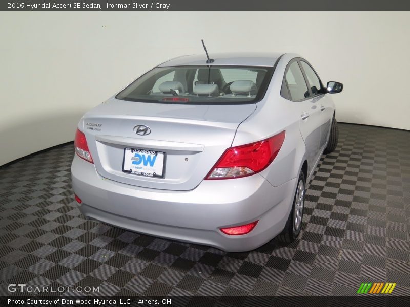 Ironman Silver / Gray 2016 Hyundai Accent SE Sedan
