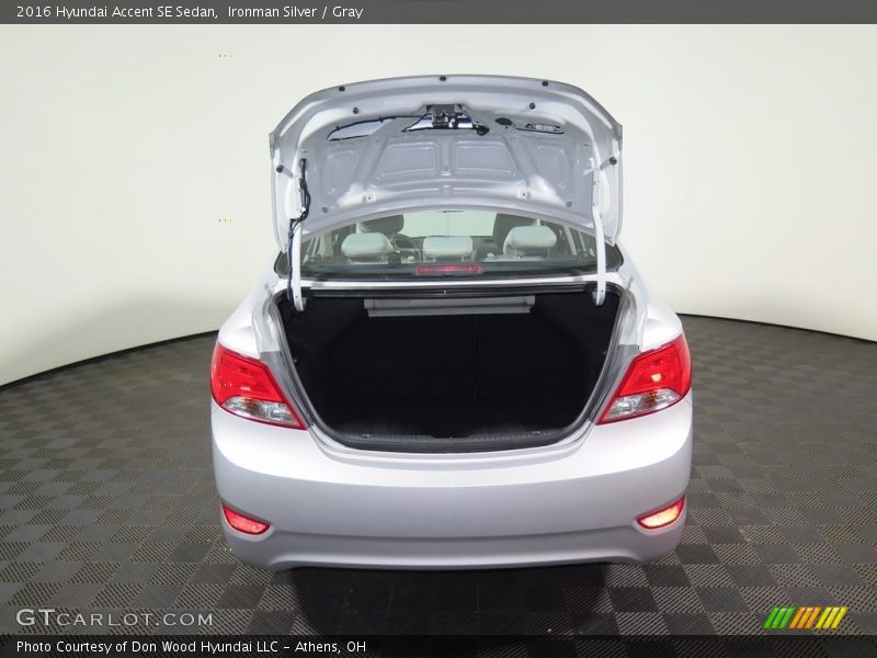 Ironman Silver / Gray 2016 Hyundai Accent SE Sedan