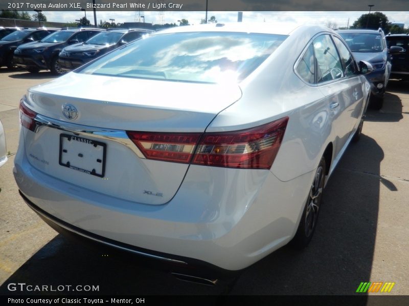 Blizzard Pearl White / Light Gray 2017 Toyota Avalon XLE