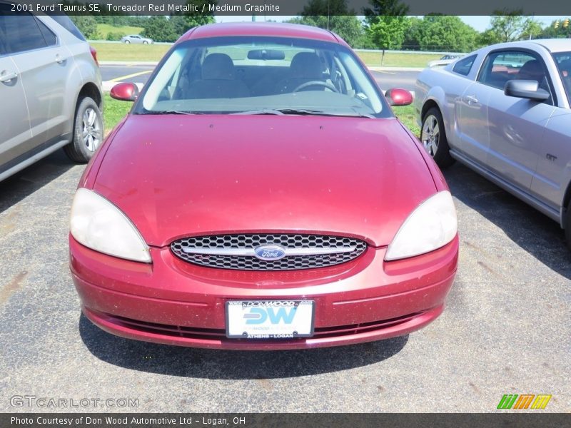 Toreador Red Metallic / Medium Graphite 2001 Ford Taurus SE