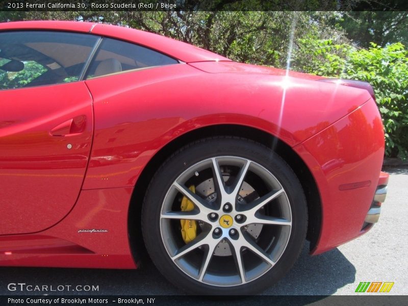 Rosso Scuderia (Red) / Beige 2013 Ferrari California 30