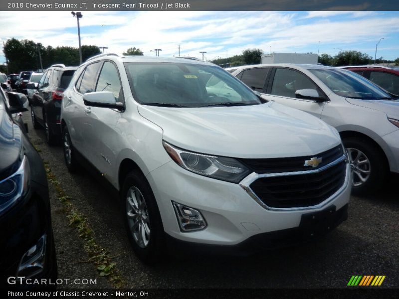 Iridescent Pearl Tricoat / Jet Black 2018 Chevrolet Equinox LT