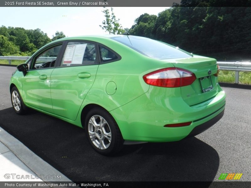Green Envy / Charcoal Black 2015 Ford Fiesta SE Sedan
