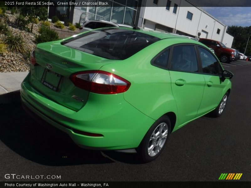 Green Envy / Charcoal Black 2015 Ford Fiesta SE Sedan