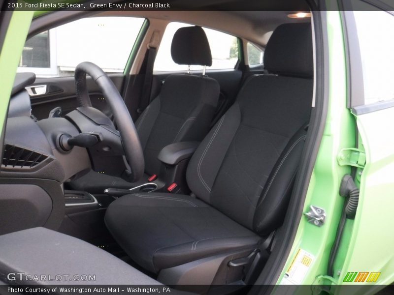 Green Envy / Charcoal Black 2015 Ford Fiesta SE Sedan