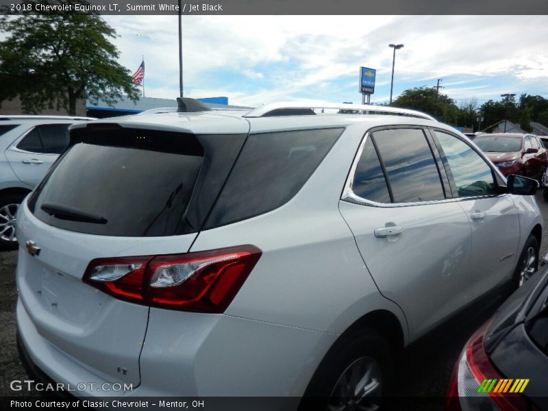 Summit White / Jet Black 2018 Chevrolet Equinox LT
