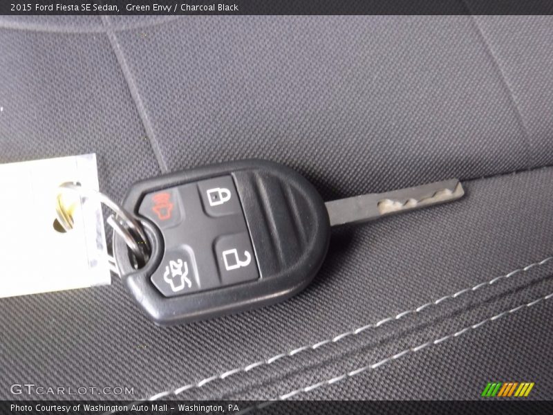Green Envy / Charcoal Black 2015 Ford Fiesta SE Sedan