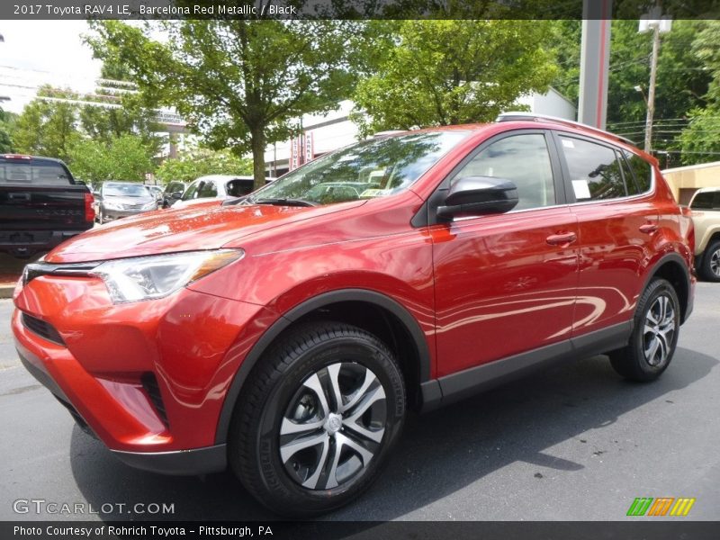 Front 3/4 View of 2017 RAV4 LE
