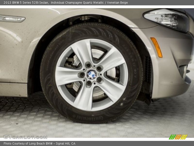 Individual Champagne Quartz Metallic / Venetian Beige 2013 BMW 5 Series 528i Sedan