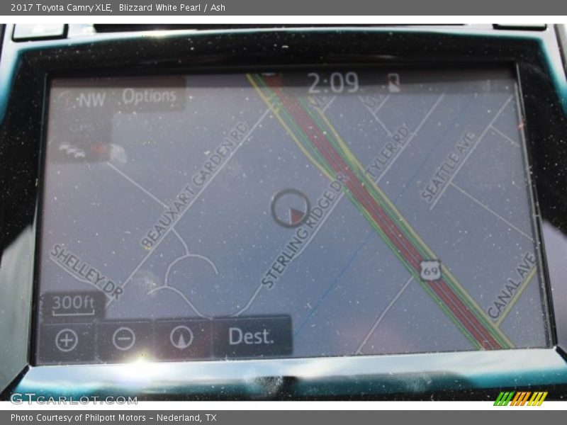 Blizzard White Pearl / Ash 2017 Toyota Camry XLE