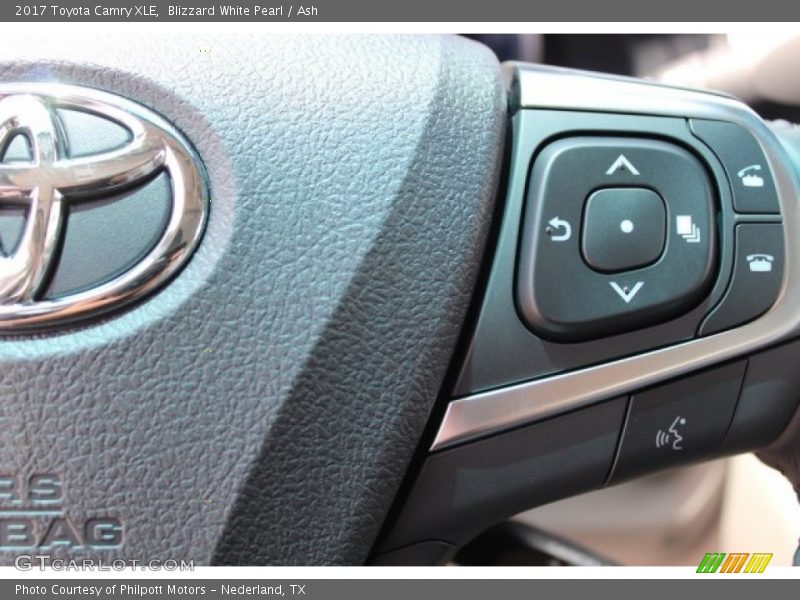 Blizzard White Pearl / Ash 2017 Toyota Camry XLE