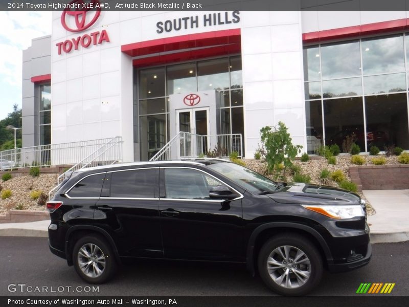 Attitude Black Metallic / Black 2014 Toyota Highlander XLE AWD