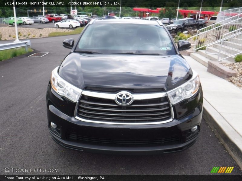 Attitude Black Metallic / Black 2014 Toyota Highlander XLE AWD
