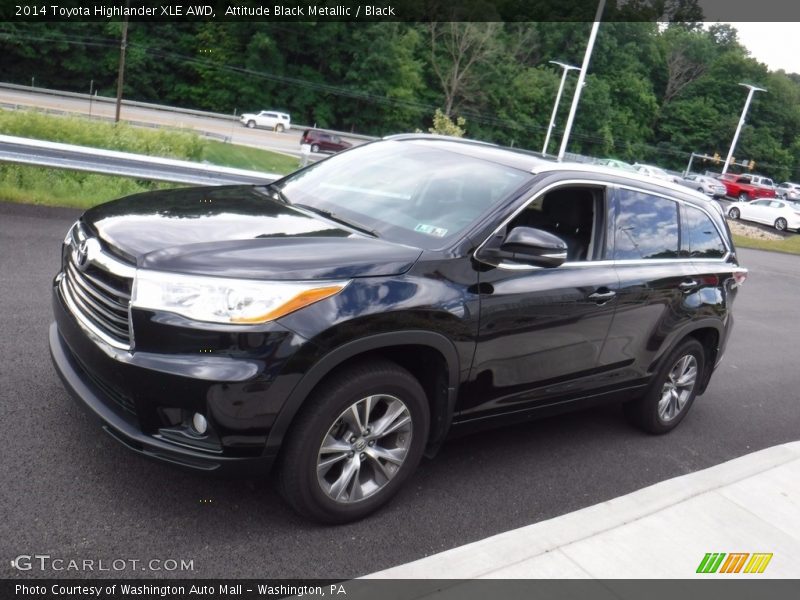 Attitude Black Metallic / Black 2014 Toyota Highlander XLE AWD