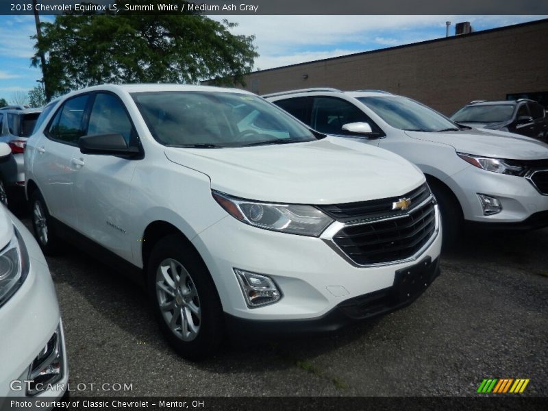 Summit White / Medium Ash Gray 2018 Chevrolet Equinox LS