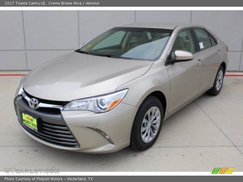 Creme Brulee Mica / Almond 2017 Toyota Camry LE